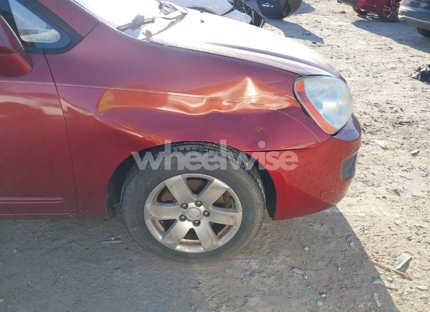 Photo 6 of 2008 Kia Rondo LX V6 (VIN KNAFG526587147323)