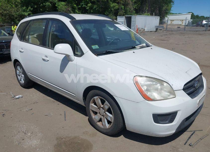 2008 Kia Rondo LX V6 (VIN KNAFG526X87151416) main photo