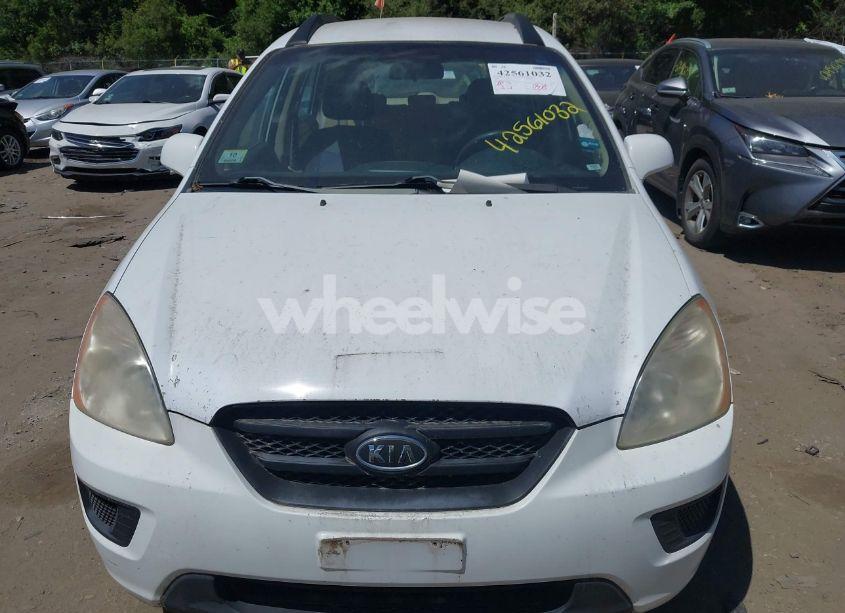 Photo 6 of 2008 Kia Rondo LX V6 (VIN KNAFG526X87151416)