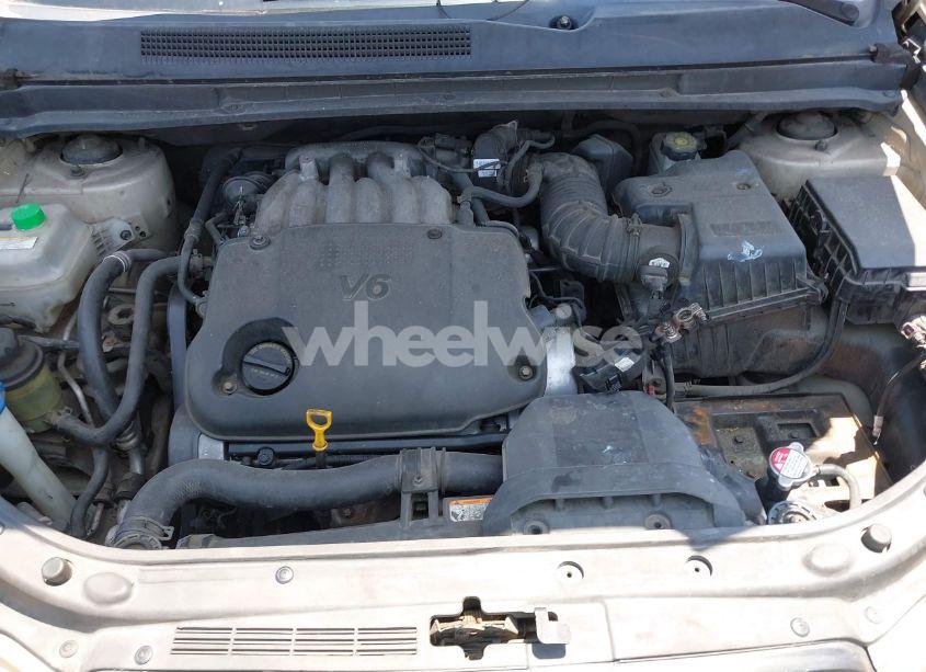 Photo 10 of 2008 Kia Rondo LX V6 (VIN KNAFG526X87151643)