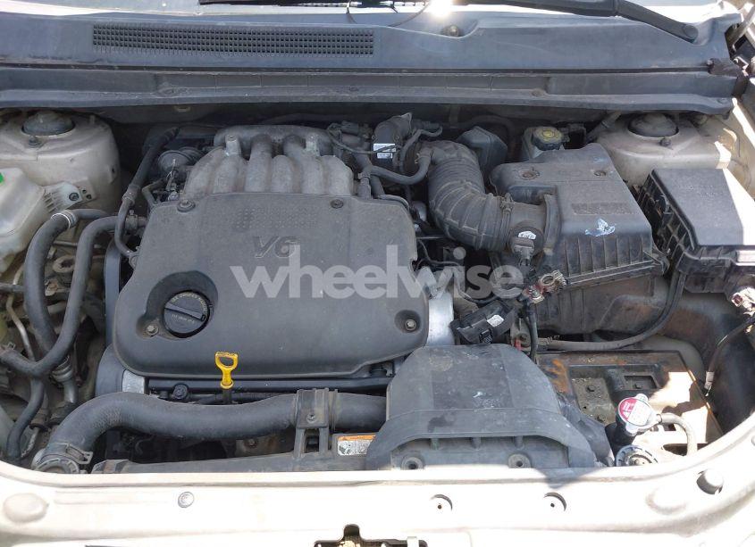 Photo 6 of 2008 Kia Rondo LX V6 (VIN KNAFG526X87151643)