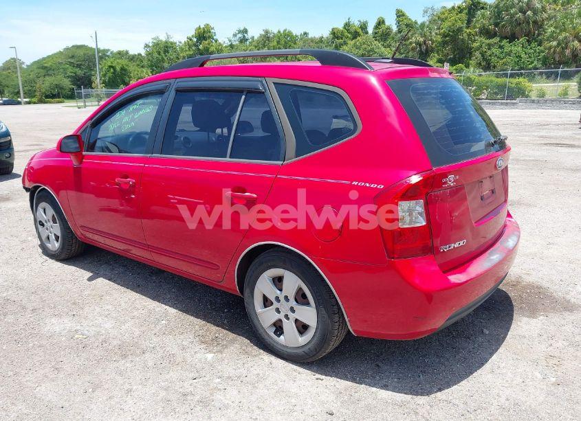 Photo 3 of 2009 Kia Rondo LX (VIN KNAFG528797260225)