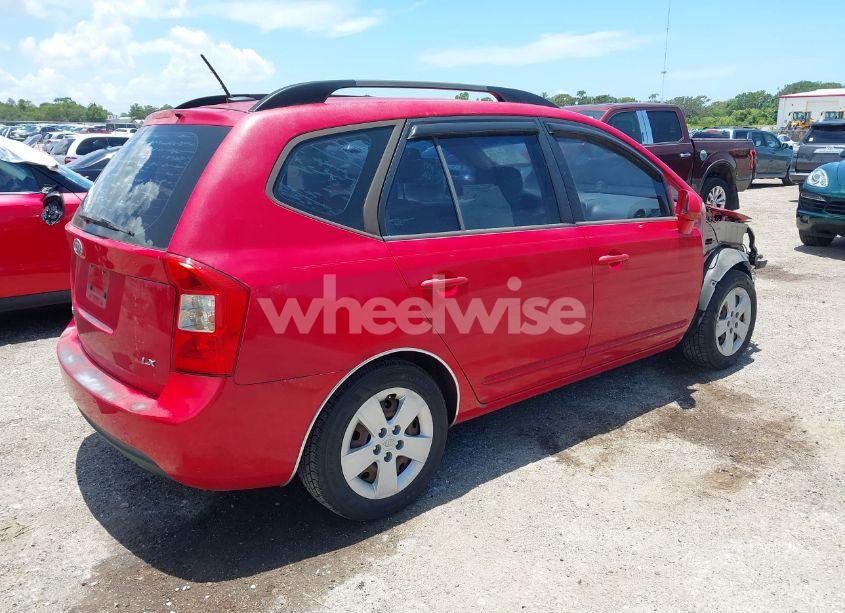 Photo 4 of 2009 Kia Rondo LX (VIN KNAFG528797260225)