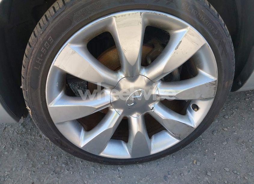 Photo 12 of 2009 Kia Rondo LX (VIN KNAFG529097261953)