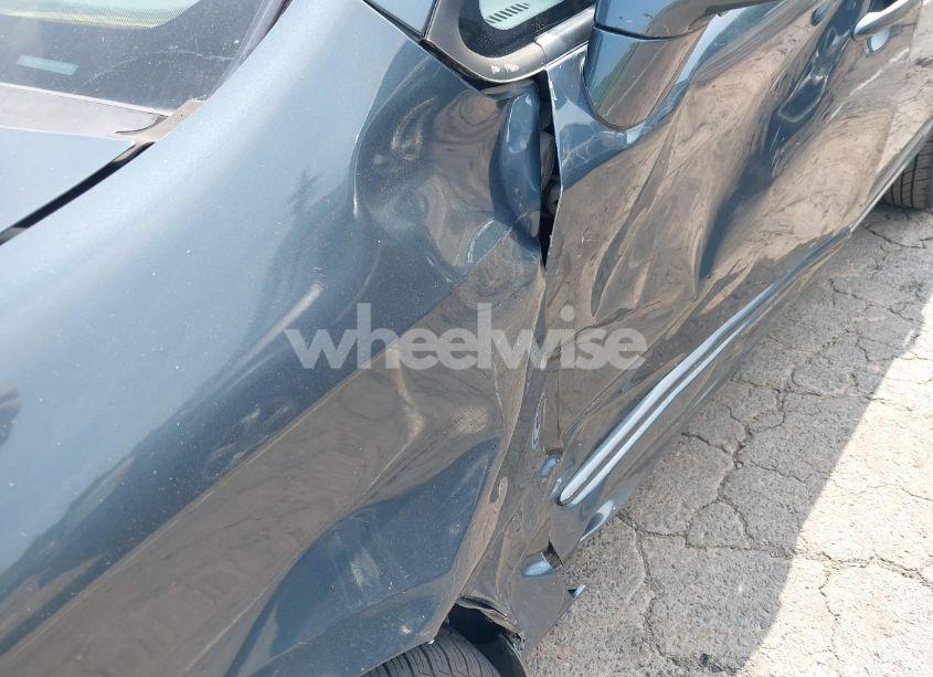 Photo 11 of 2009 Kia Rondo LX (VIN KNAFG529297274557)