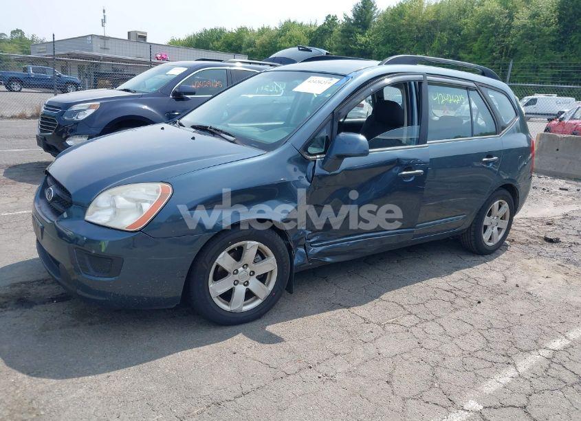 Photo 2 of 2009 Kia Rondo LX (VIN KNAFG529297274557)