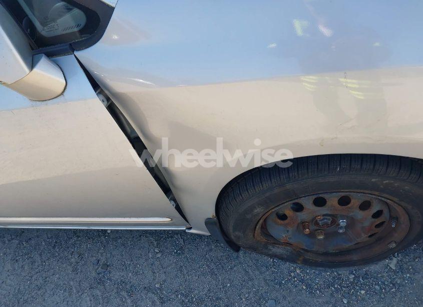 Photo 6 of 2009 Kia Rondo LX (VIN KNAFG529597262211)