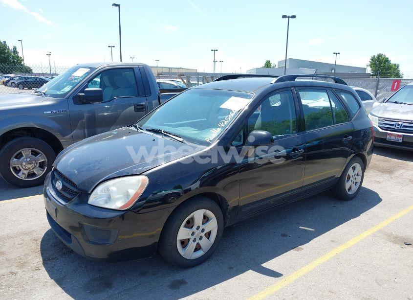 Photo 2 of 2009 Kia Rondo LX (VIN KNAFG529797276207)