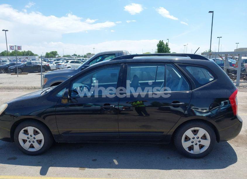 Photo 6 of 2009 Kia Rondo LX (VIN KNAFG529797276207)