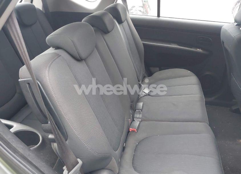 Photo 8 of 2009 Kia Rondo LX (VIN KNAFG529997274586)