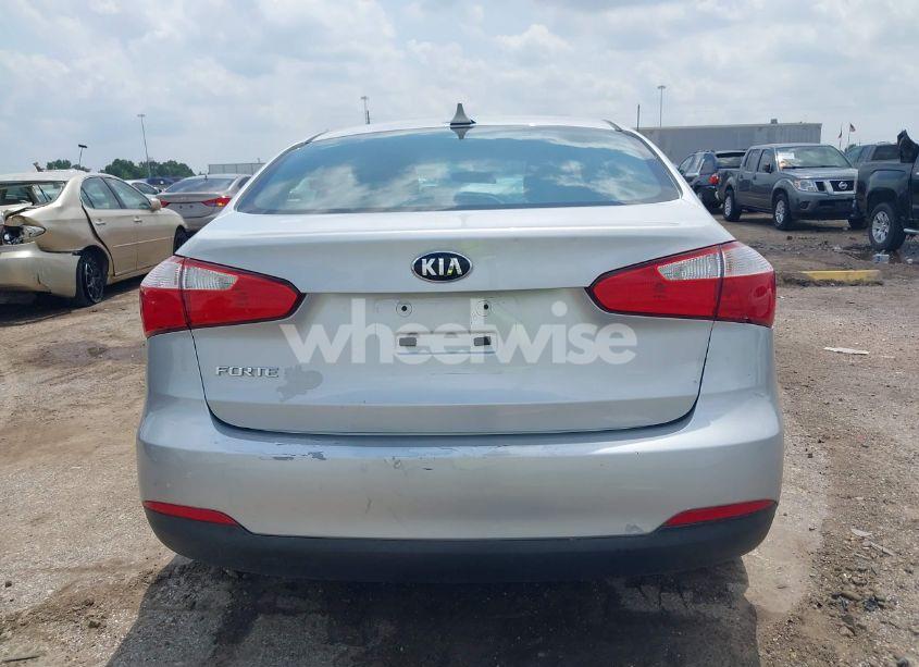 Photo 17 of 2016 Kia Forte LX (VIN KNAFK4A62G5585740)