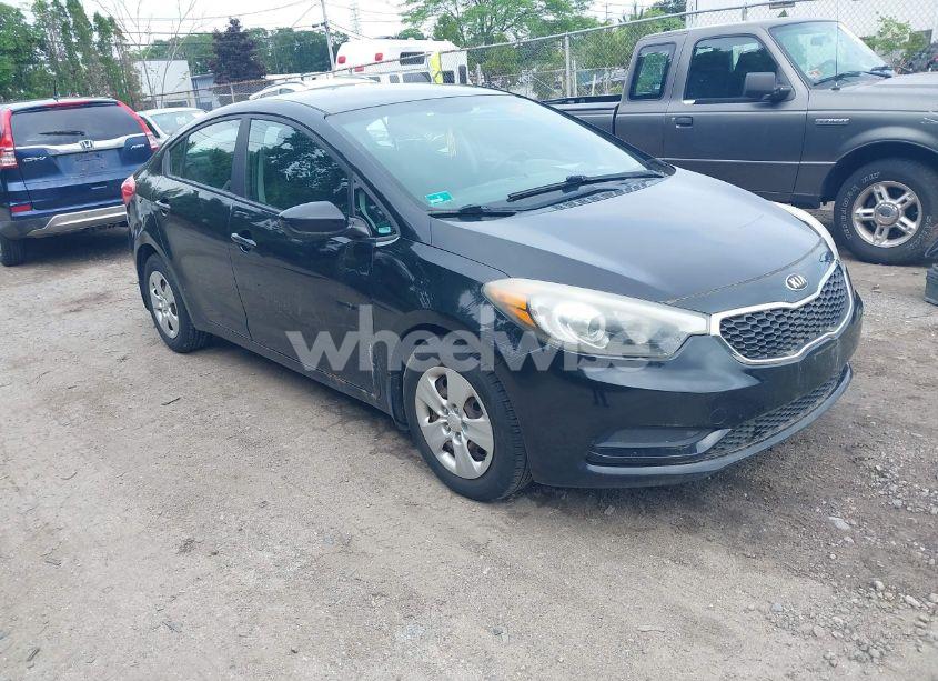 2014 Kia Forte LX (VIN KNAFK4A63E5185389) main photo