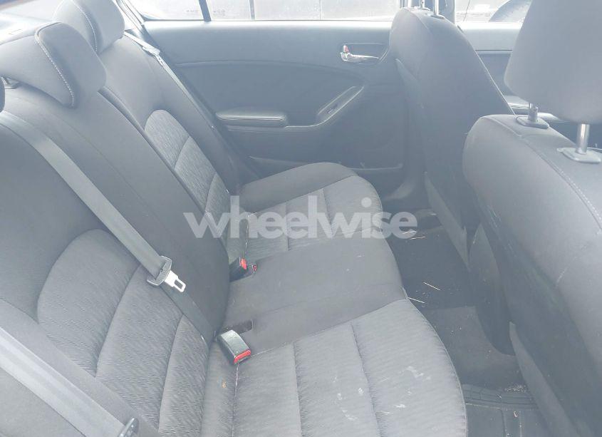 Photo 8 of 2014 Kia Forte LX (VIN KNAFK4A63E5185389)