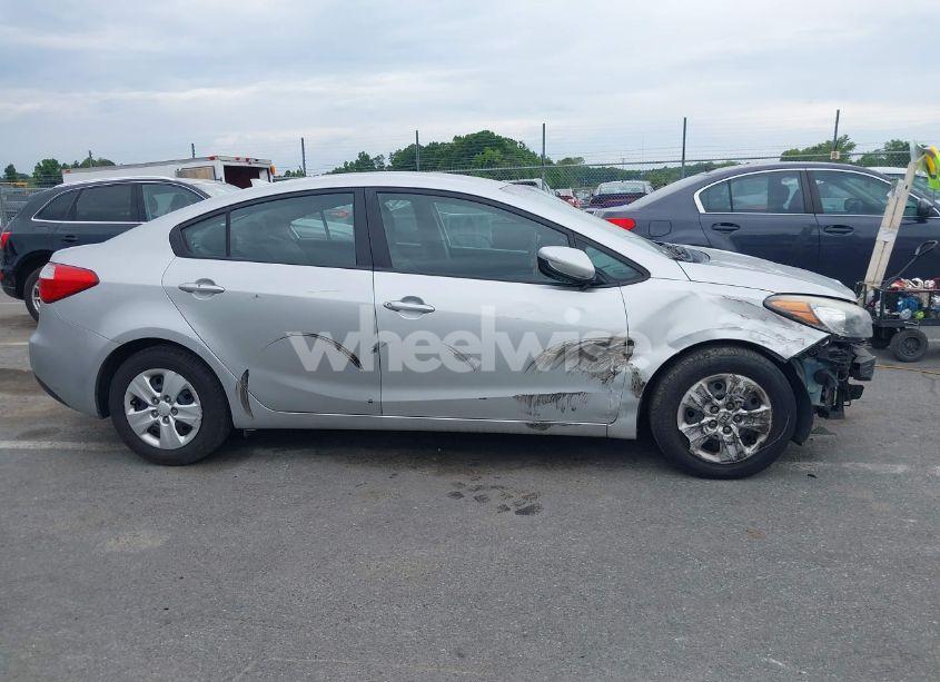 Photo 13 of 2015 Kia Forte LX (VIN KNAFK4A63F5337754)