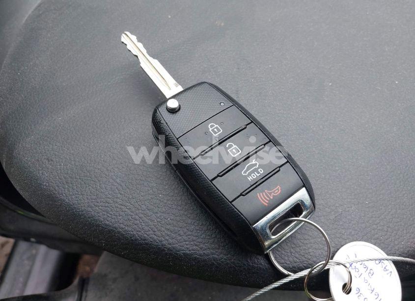 Photo 11 of 2016 Kia Forte LX (VIN KNAFK4A63G5540385)