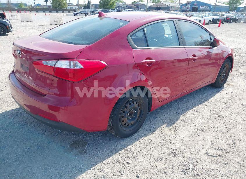 Photo 4 of 2016 Kia Forte LX (VIN KNAFK4A63G5566551)