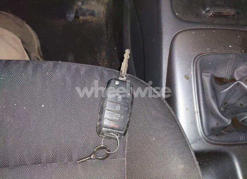 Photo 11 of 2016 Kia Forte LX (VIN KNAFK4A63G5612296)