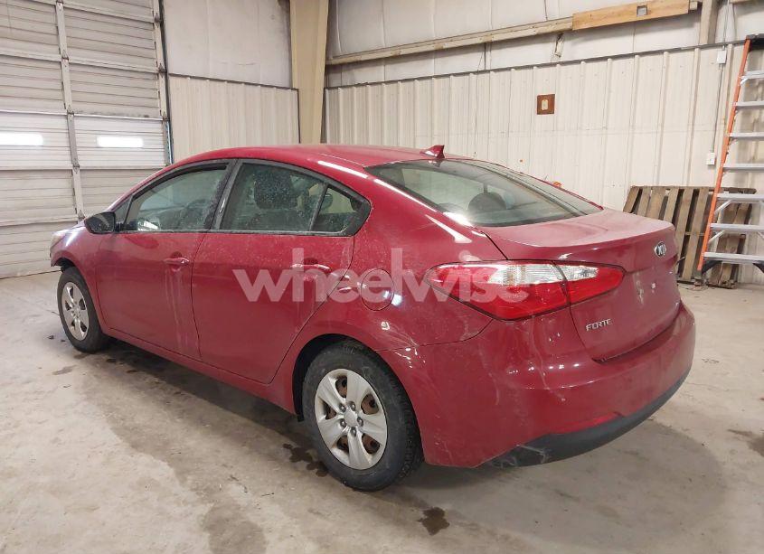 Photo 3 of 2016 Kia Forte LX (VIN KNAFK4A63G5612296)