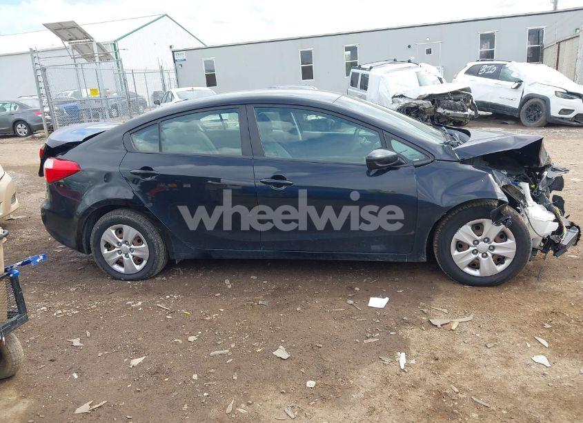 Photo 14 of 2016 Kia Forte LX (VIN KNAFK4A63G5612685)