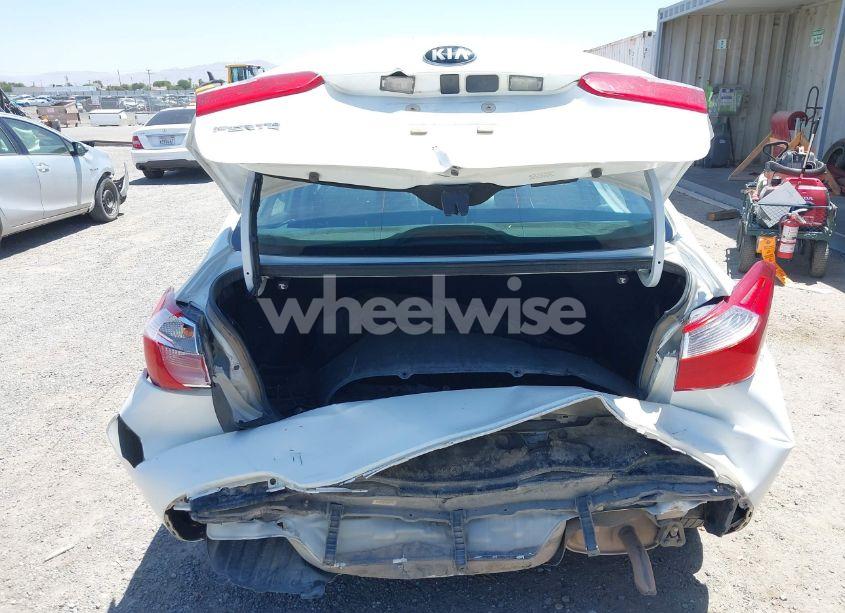 Photo 6 of 2016 Kia Forte LX (VIN KNAFK4A63G5618180)