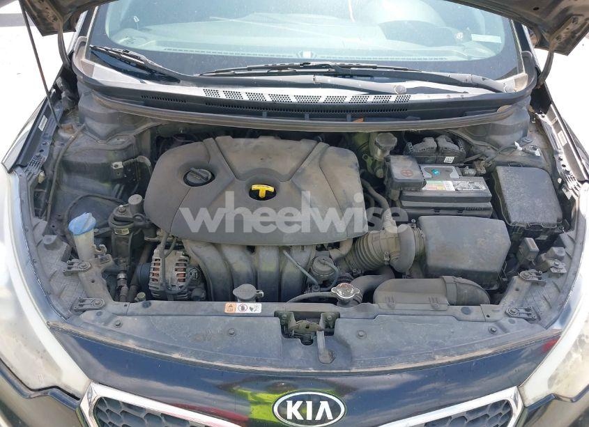 Photo 10 of 2015 Kia Forte LX (VIN KNAFK4A64F5375008)