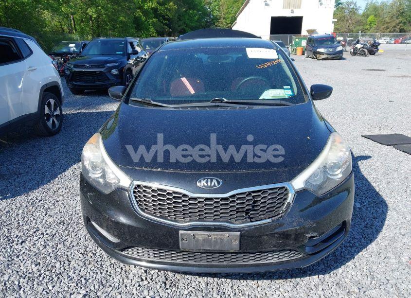 Photo 12 of 2015 Kia Forte LX (VIN KNAFK4A65F5338985)