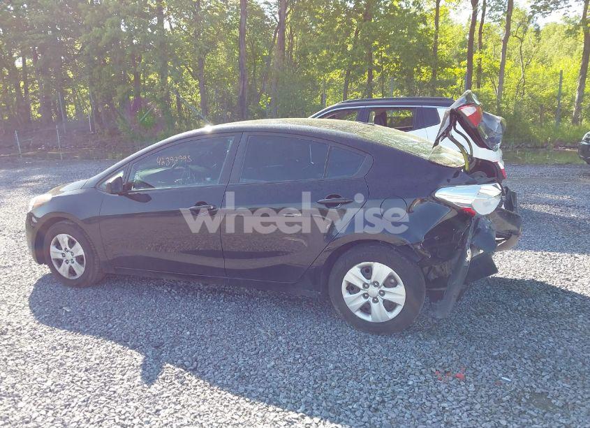 Photo 14 of 2015 Kia Forte LX (VIN KNAFK4A65F5338985)