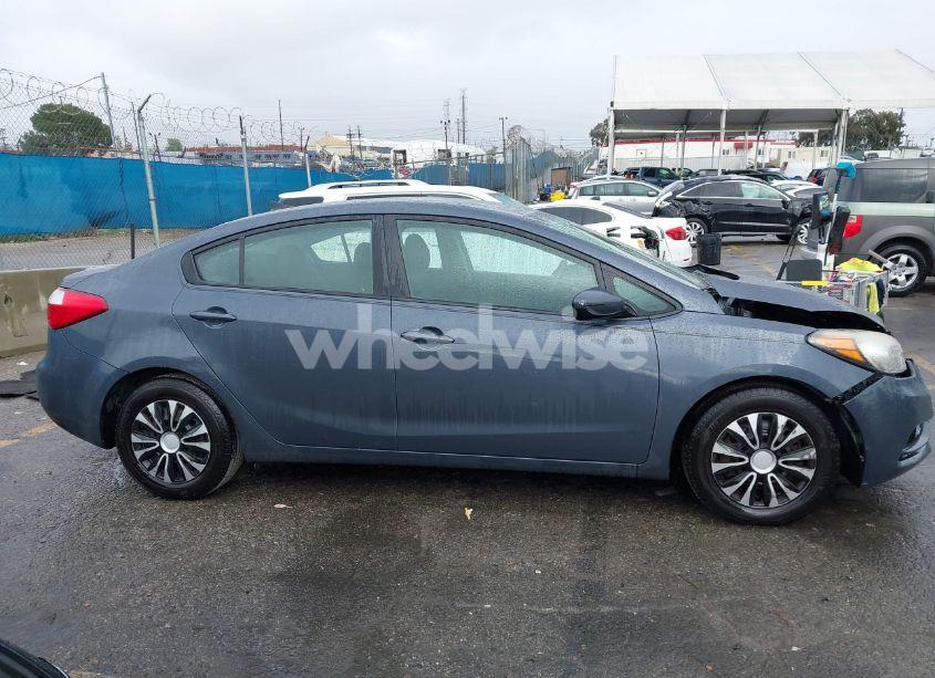 Photo 13 of 2016 Kia Forte LX (VIN KNAFK4A66G5564020)