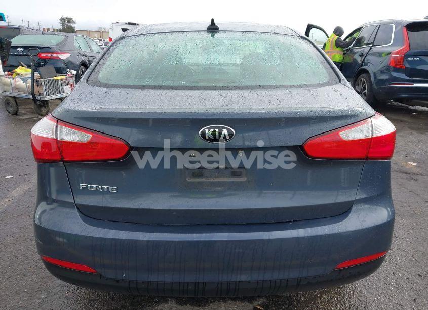 Photo 16 of 2016 Kia Forte LX (VIN KNAFK4A66G5564020)