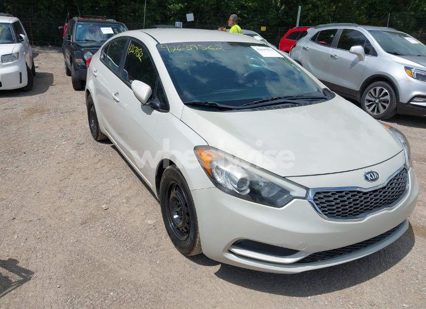 2015 Kia Forte LX (VIN KNAFK4A67F5412634) main photo