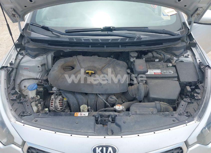 Photo 10 of 2016 Kia Forte LX (VIN KNAFK4A67G5464511)