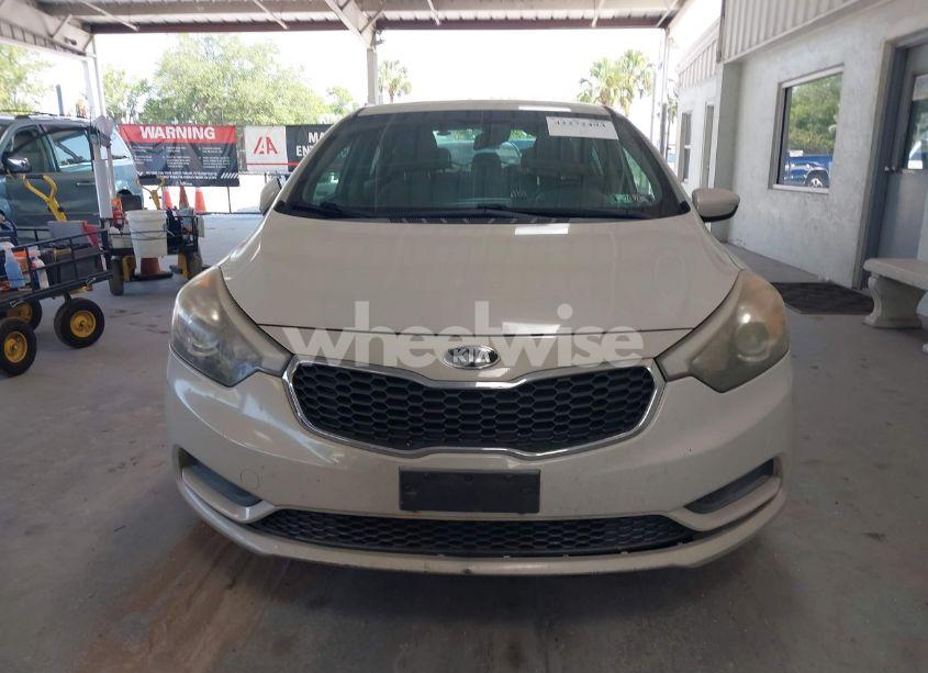 Photo 12 of 2015 Kia Forte LX (VIN KNAFK4A68F5295100)