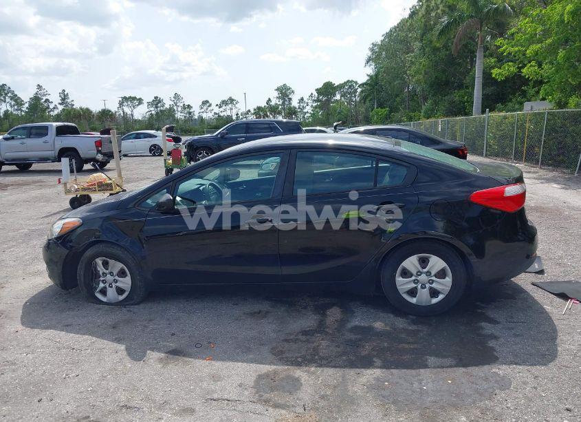 Photo 14 of 2015 Kia Forte LX (VIN KNAFK4A68F5390871)
