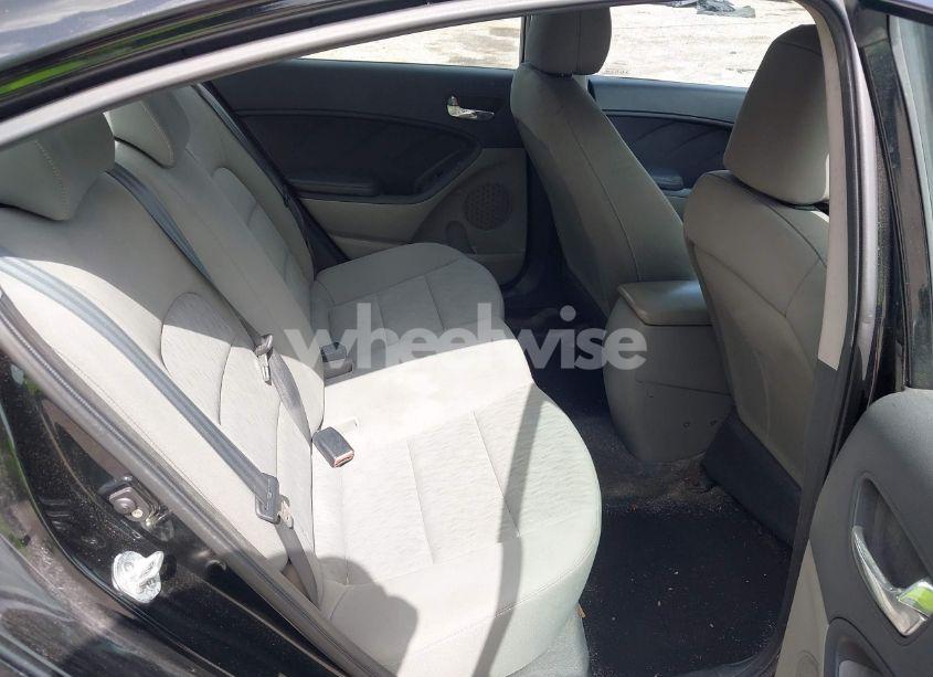 Photo 8 of 2015 Kia Forte LX (VIN KNAFK4A68F5390871)