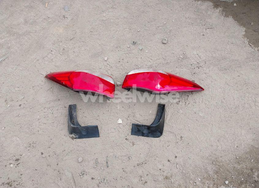 Photo 12 of 2016 Kia Forte LX (VIN KNAFK4A68G5615436)