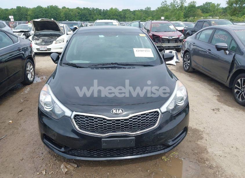 Photo 13 of 2016 Kia Forte LX (VIN KNAFK4A68G5615436)