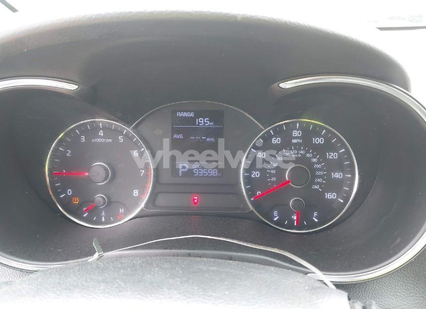 Photo 7 of 2016 Kia Forte LX (VIN KNAFK4A68G5615436)