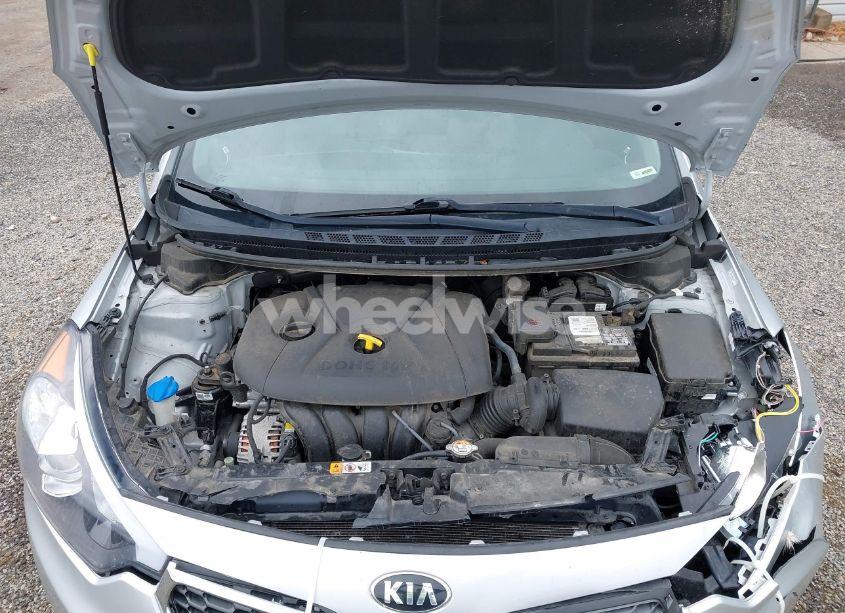 Photo 10 of 2016 Kia Forte LX (VIN KNAFK4A69G5502921)