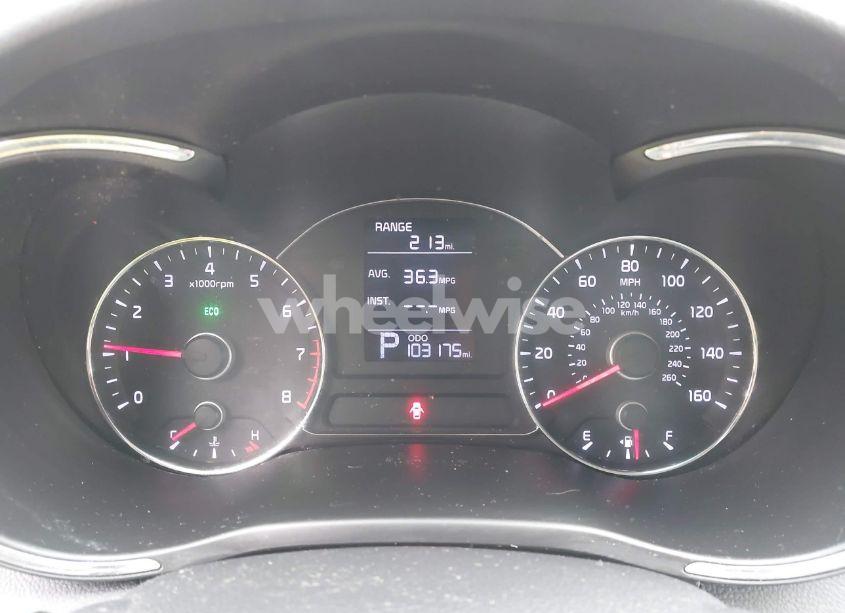 Photo 7 of 2016 Kia Forte LX (VIN KNAFK4A69G5502921)