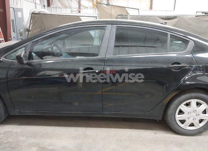 Photo 15 of 2014 Kia Forte LX (VIN KNAFK4A6XE5163714)