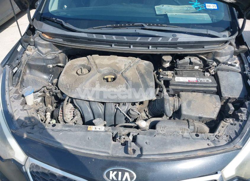 Photo 10 of 2014 Kia Forte LX (VIN KNAFK4A6XE5211244)