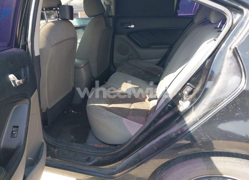 Photo 8 of 2014 Kia Forte LX (VIN KNAFK4A6XE5211244)