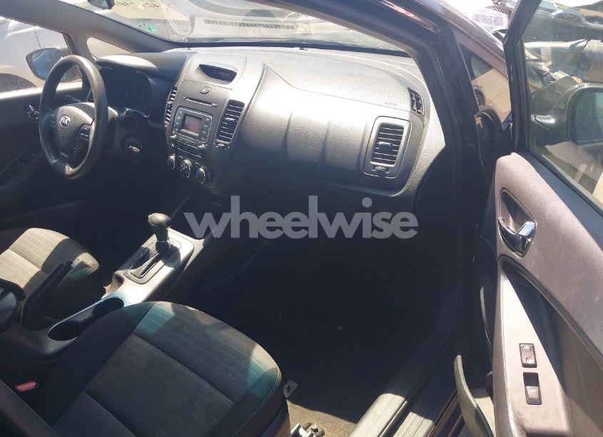 Photo 5 of 2016 Kia Forte LX (VIN KNAFK5A80G5606060)