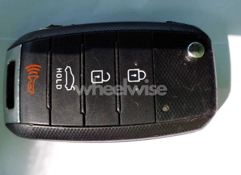 Photo 11 of 2017 Kia Forte LX (VIN KNAFK5A81H5695252)