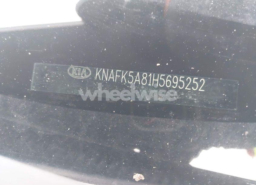 Photo 9 of 2017 Kia Forte LX (VIN KNAFK5A81H5695252)