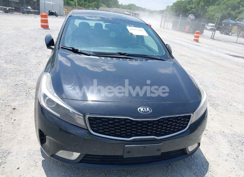 Photo 12 of 2017 Kia Forte LX (VIN KNAFK5A83H5670241)