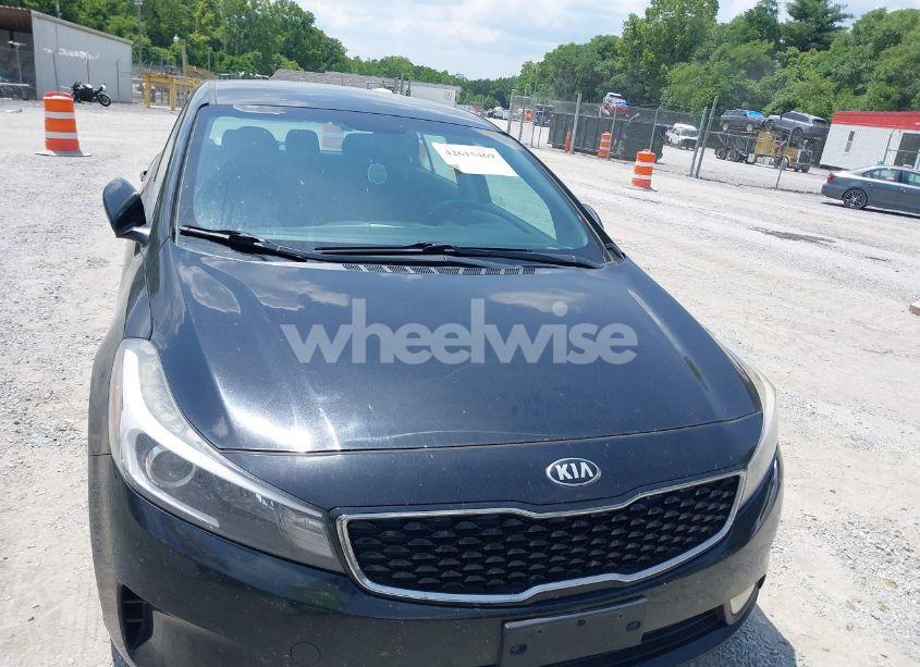 Photo 6 of 2017 Kia Forte LX (VIN KNAFK5A83H5670241)