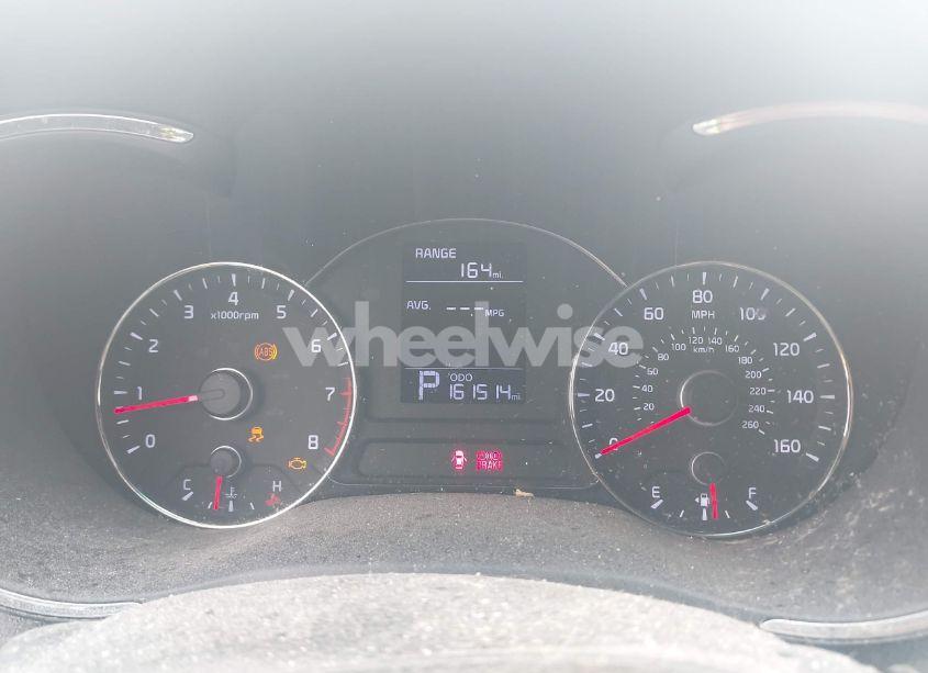 Photo 7 of 2016 Kia Forte LX (VIN KNAFK5A86G5583965)