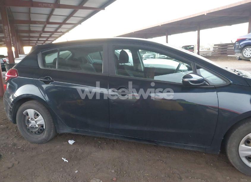 Photo 13 of 2018 Kia Forte LX (VIN KNAFK5A88J5773709)