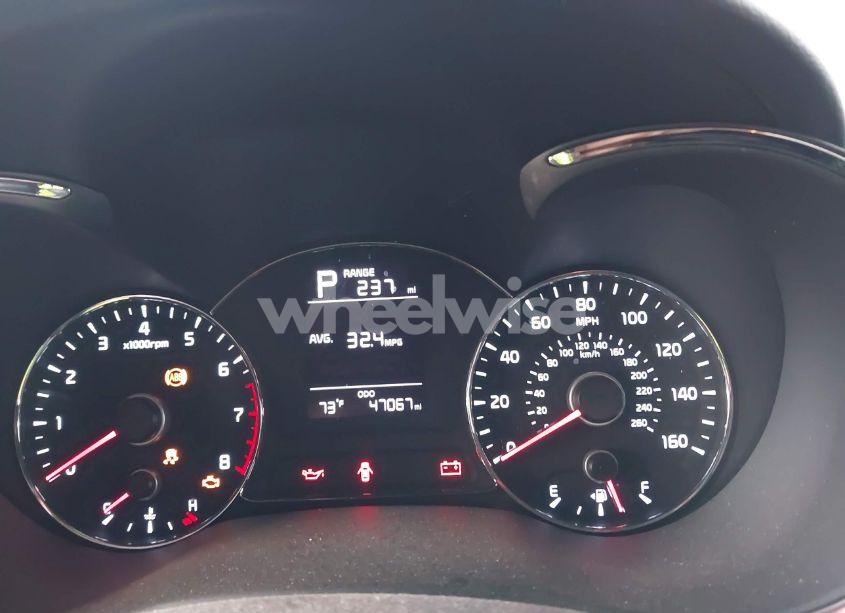 Photo 7 of 2018 Kia Forte LX (VIN KNAFK5A88J5773709)